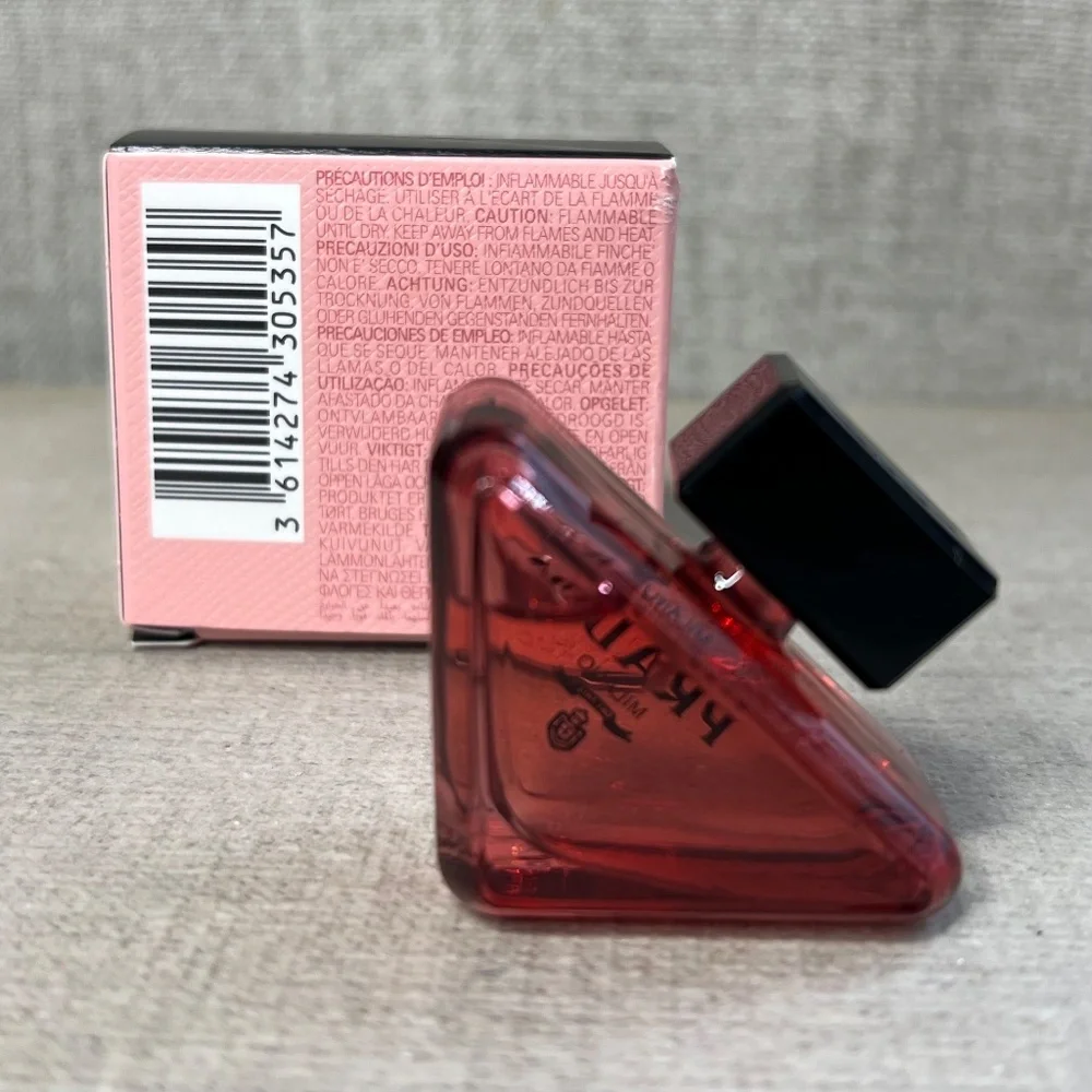 ❤️ PRADA Paradoxe Radical Essence mini (7 ml) - Picture 4 of 5